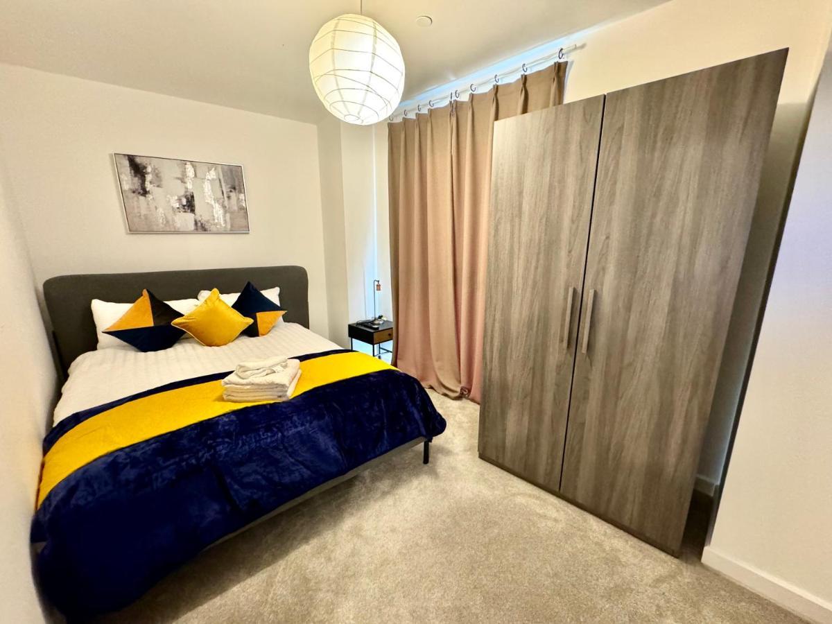לונדון 3Bedroom, 2Bathroom, Balcony,Luxury Flat Westfield מראה חיצוני תמונה