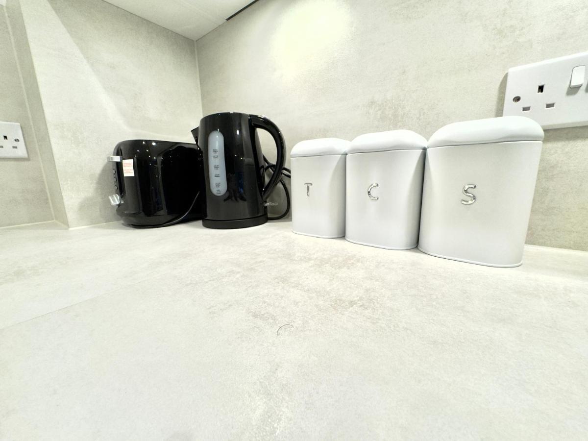 לונדון 3Bedroom, 2Bathroom, Balcony,Luxury Flat Westfield מראה חיצוני תמונה