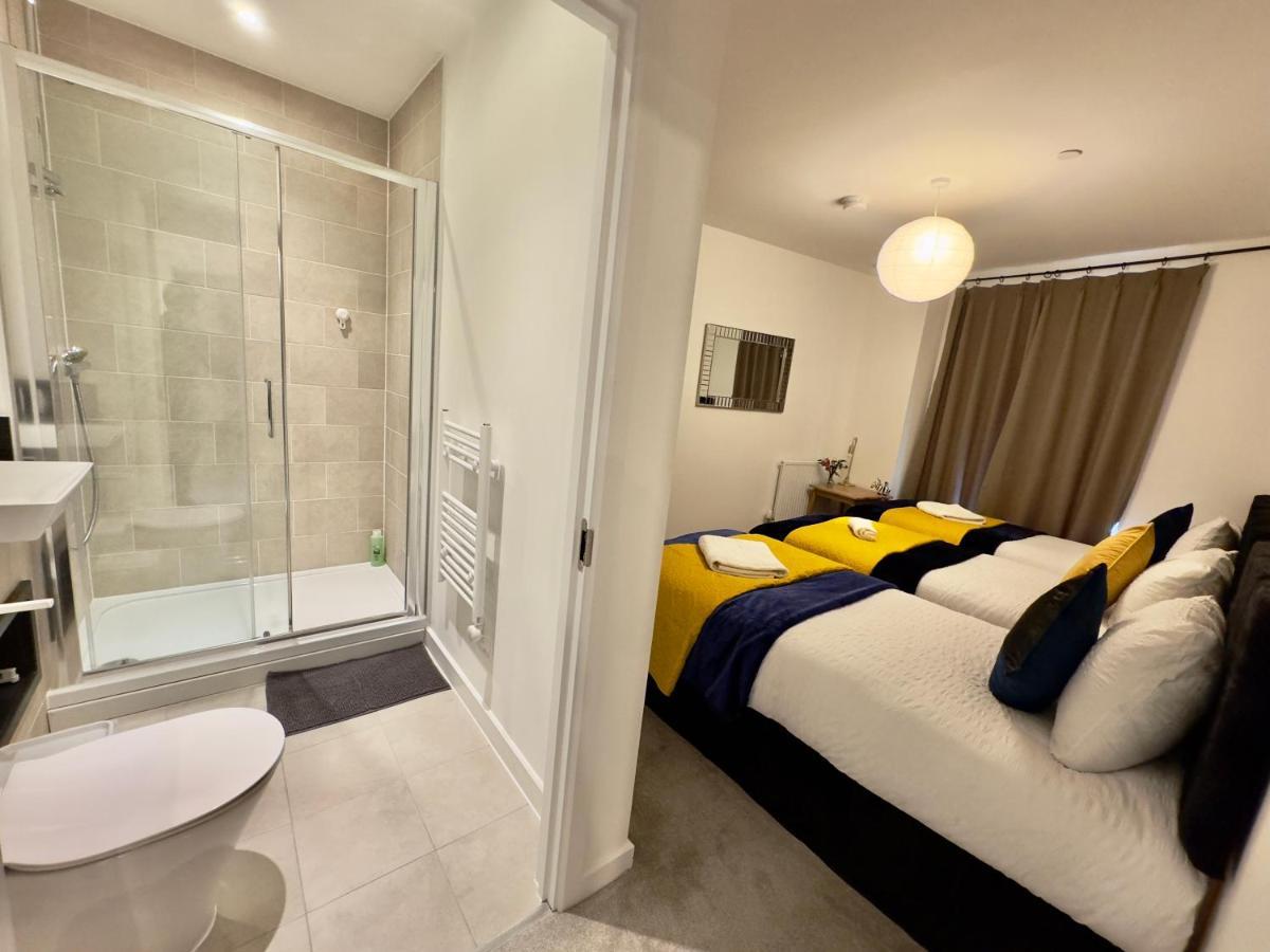 לונדון 3Bedroom, 2Bathroom, Balcony,Luxury Flat Westfield מראה חיצוני תמונה