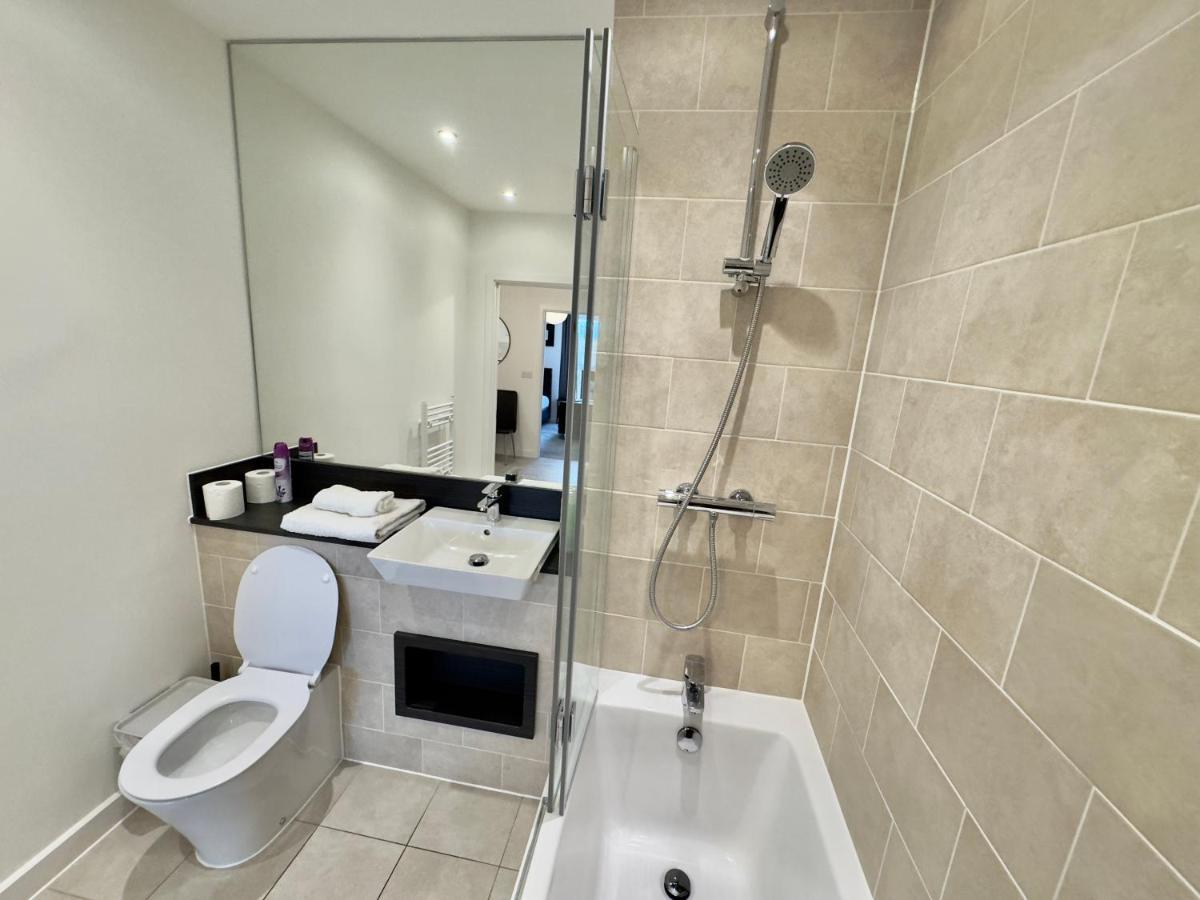 לונדון 3Bedroom, 2Bathroom, Balcony,Luxury Flat Westfield מראה חיצוני תמונה
