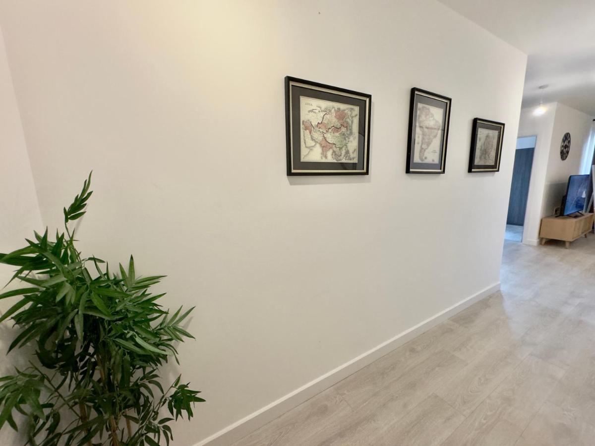 לונדון 3Bedroom, 2Bathroom, Balcony,Luxury Flat Westfield מראה חיצוני תמונה