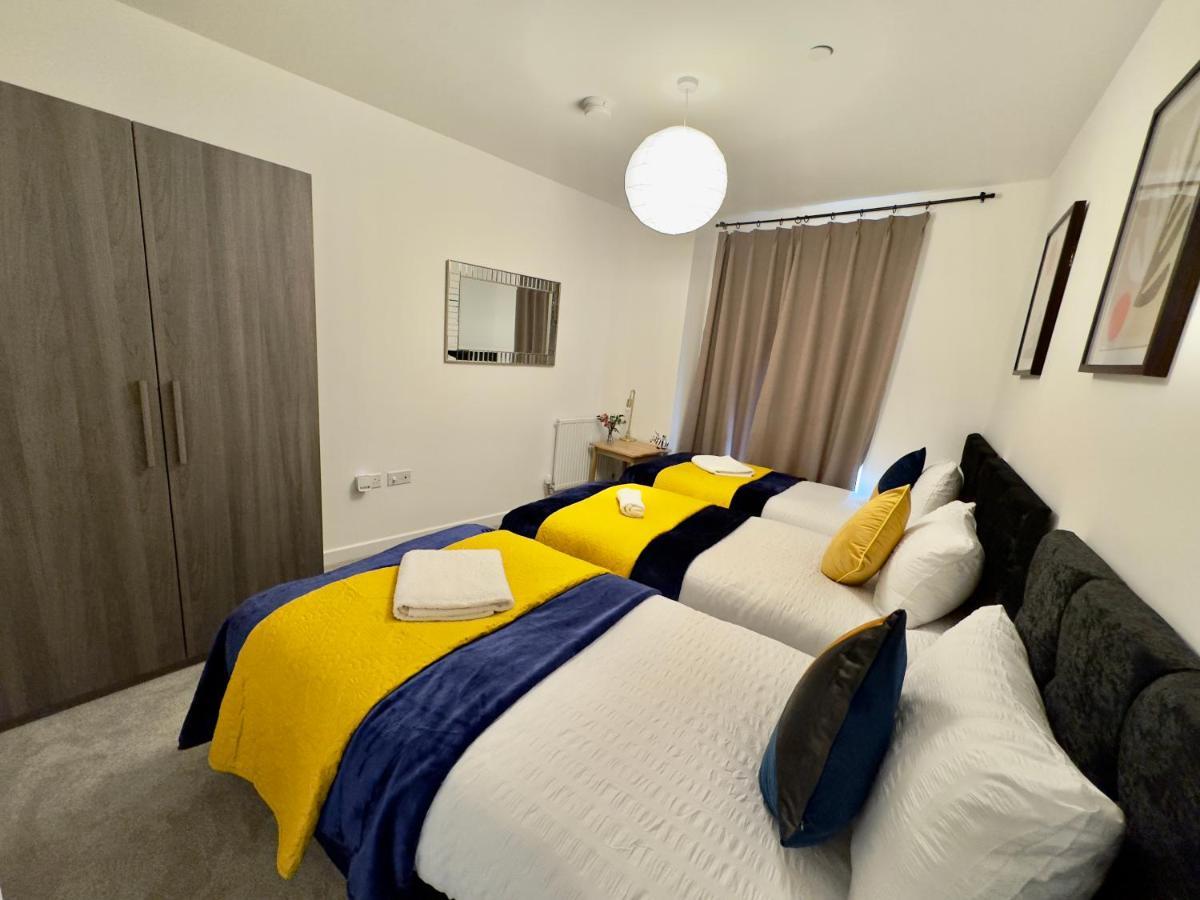 לונדון 3Bedroom, 2Bathroom, Balcony,Luxury Flat Westfield מראה חיצוני תמונה