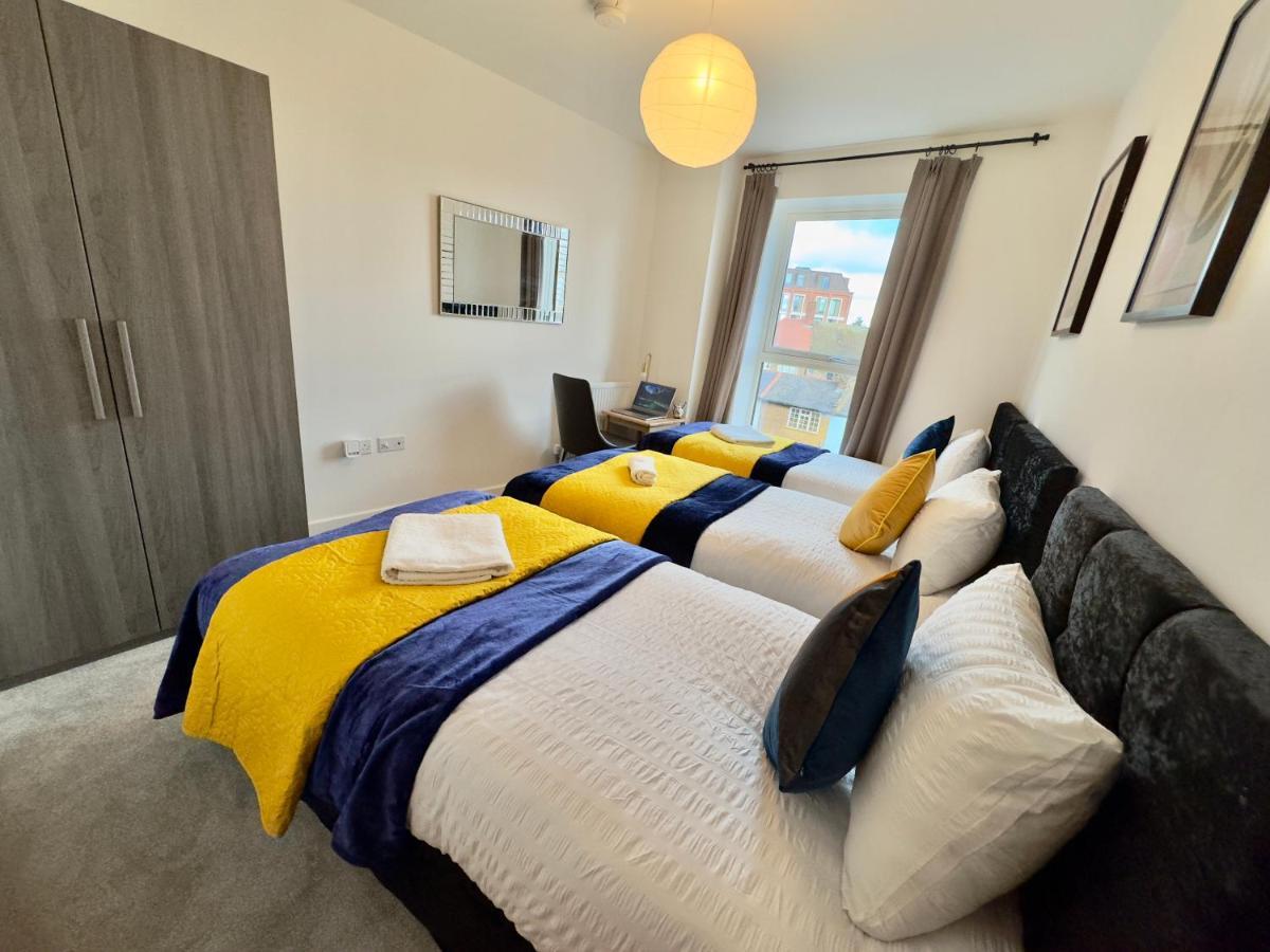 לונדון 3Bedroom, 2Bathroom, Balcony,Luxury Flat Westfield מראה חיצוני תמונה